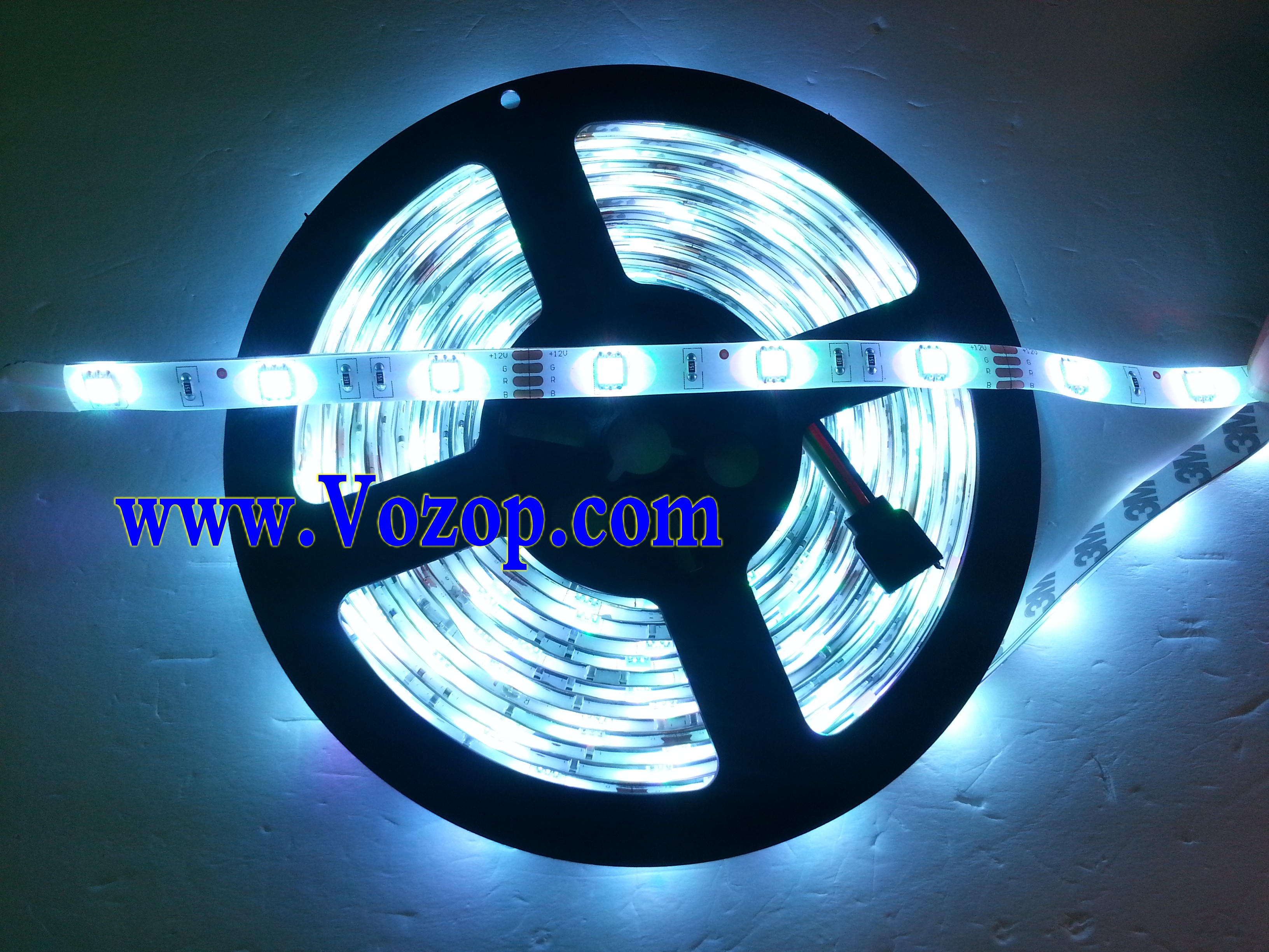 150LEDs_RGB_5050_LED_Strip_light