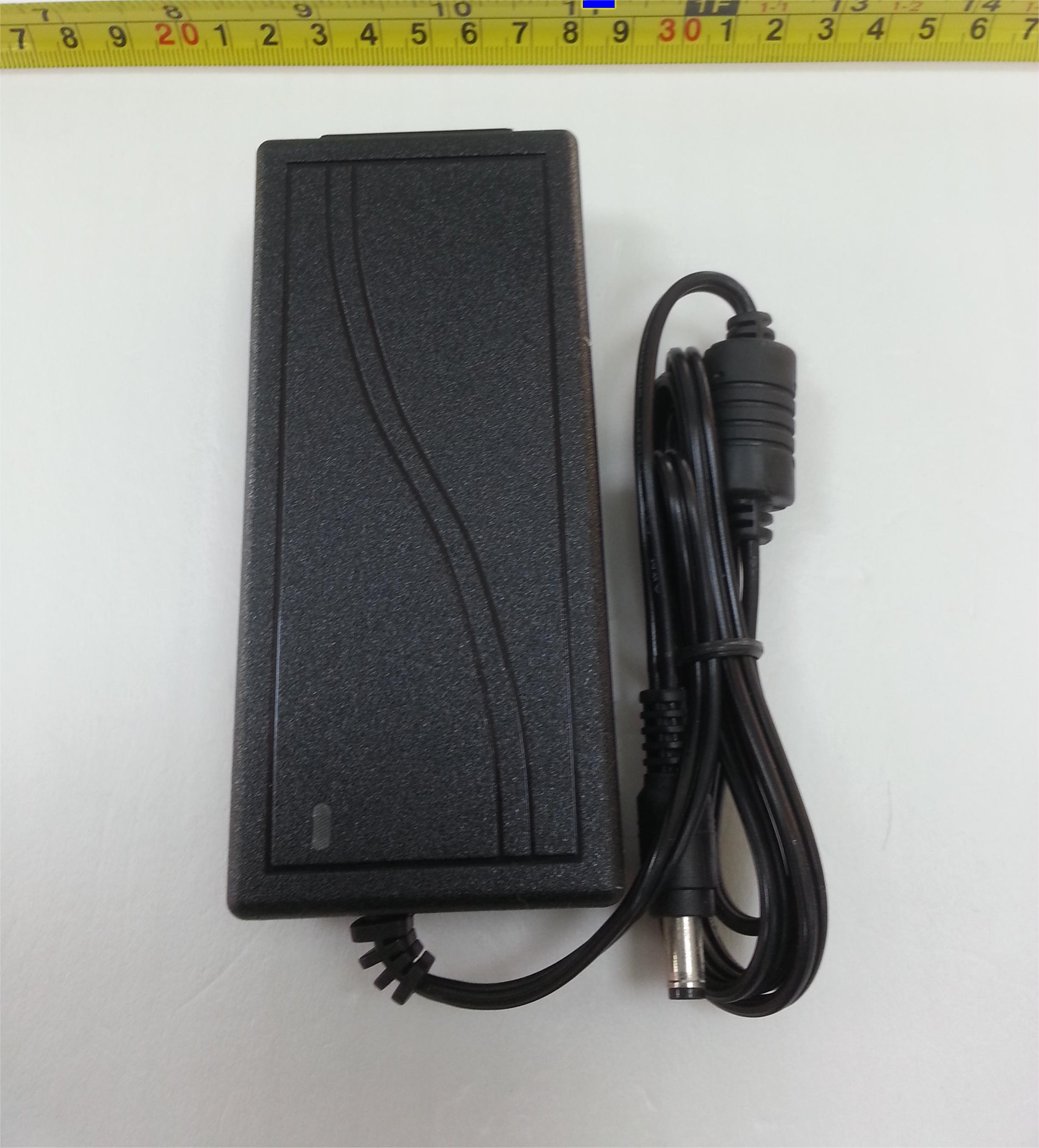 5V_40_Watt_Power_Supply_8A_Power_Adapter_Converter