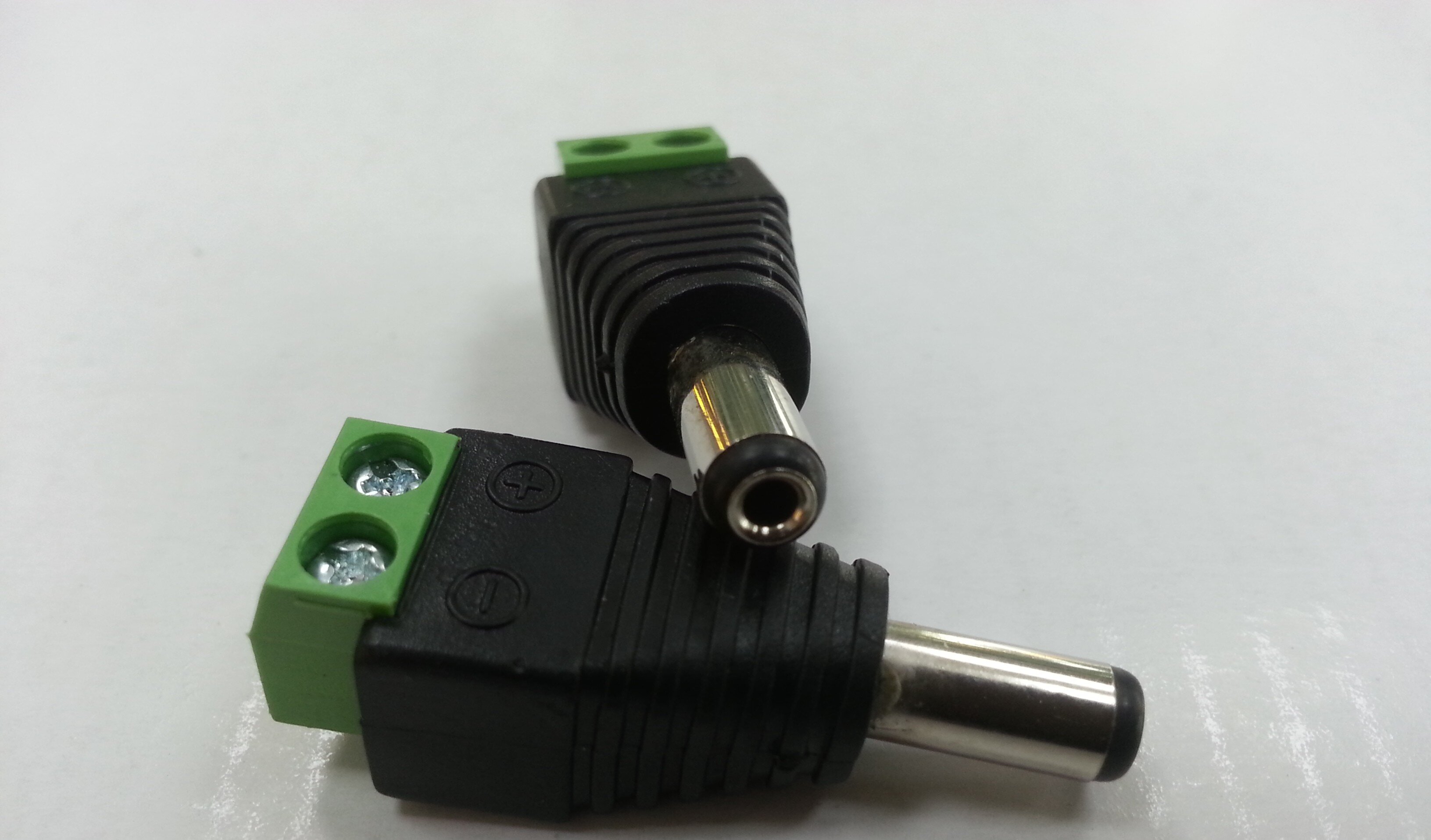 Male_Power_Connector_Screw_Terminal_Barrel_Style_Plugs_supplier_wholesale