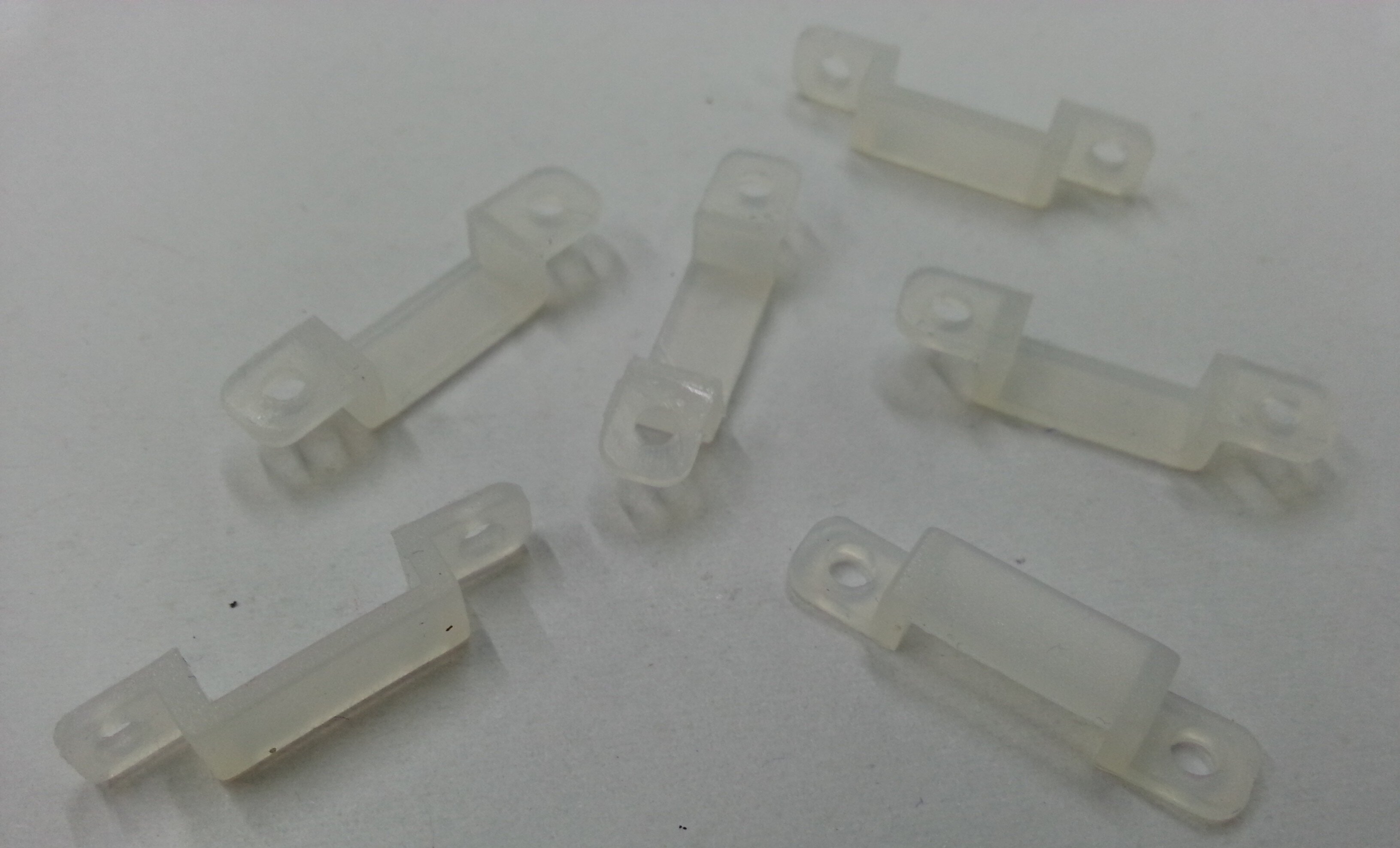Silicon_Clip_for_Fixing_Led_Strip_Tape_3528_5050_lights