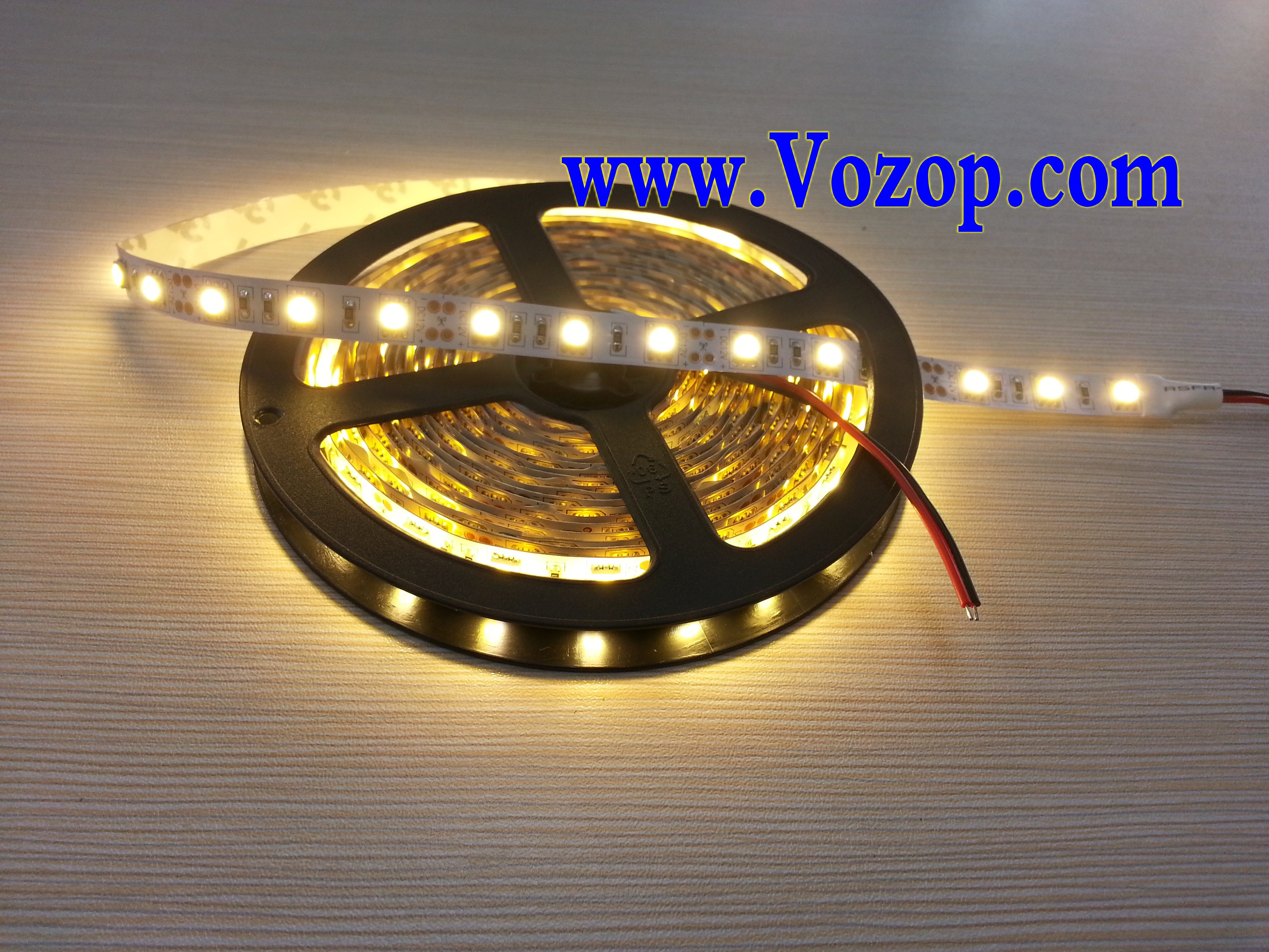 5050_5Meters_300_LEDs_Warm_White_12V_LED_Lights