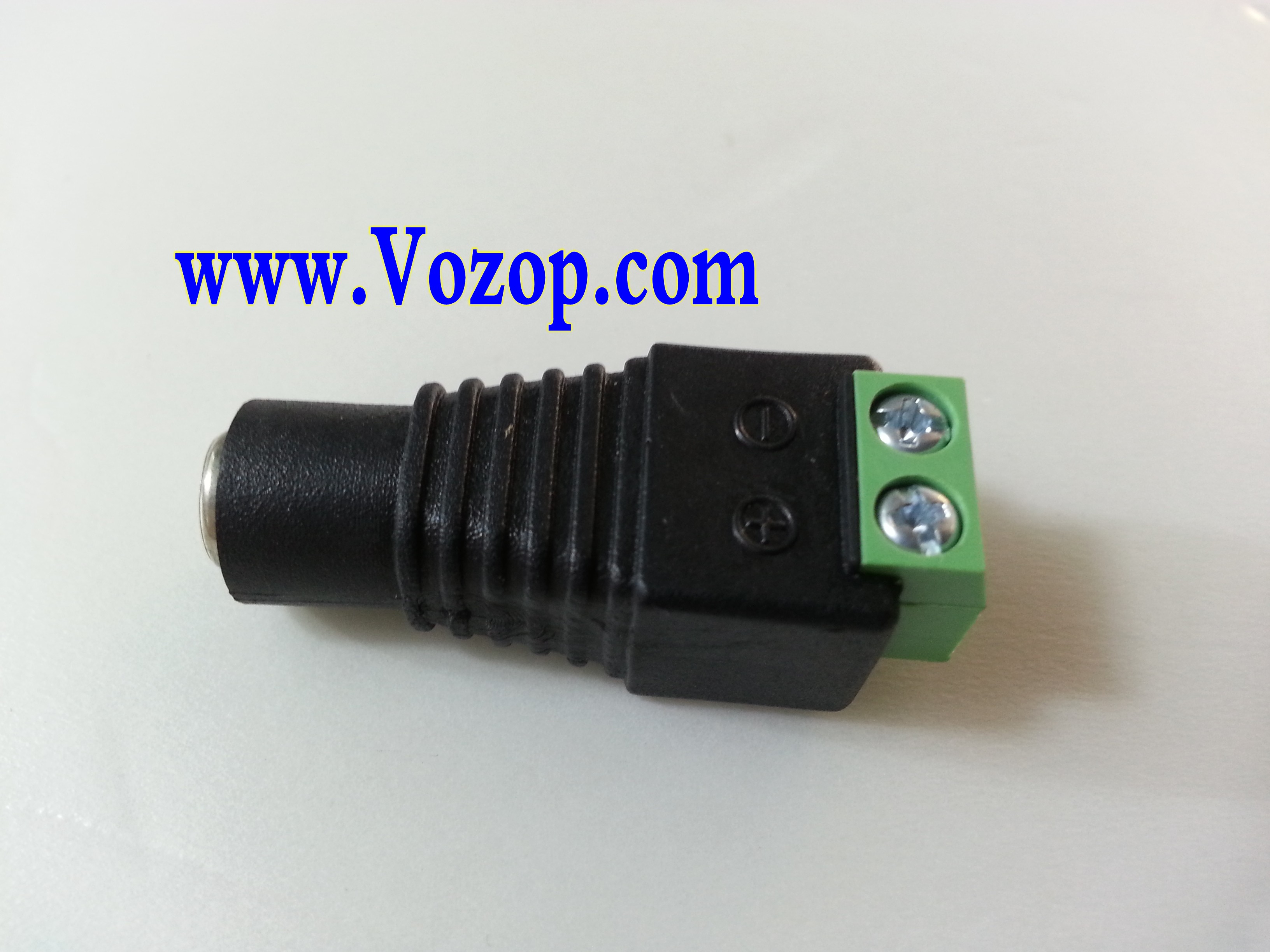 Female_Power_Connector_12v_Screw_Terminal_Barrel_Style_Plug