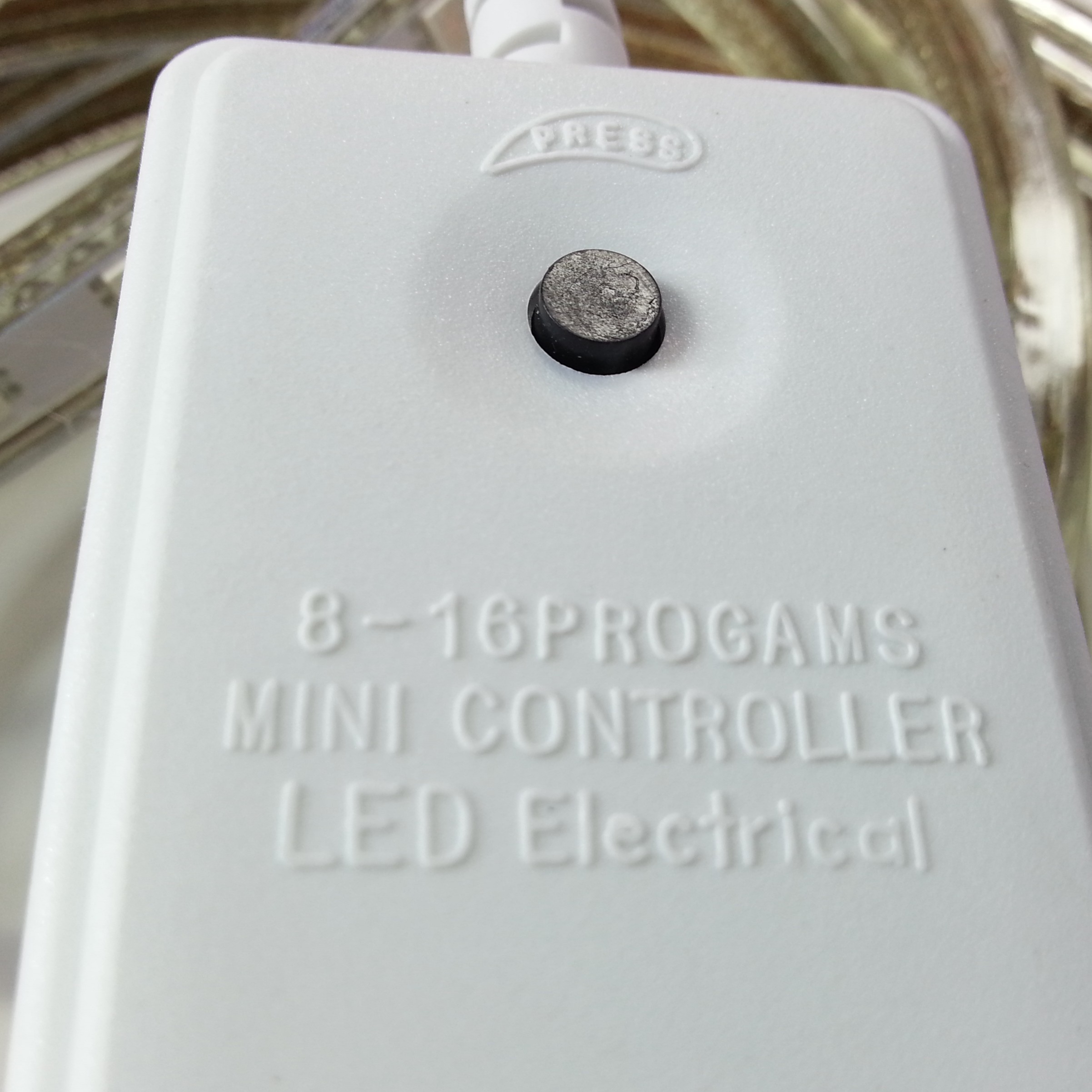 LED_Controller_For_AC_110V_and_AC_220V_RGB_LED_Strips