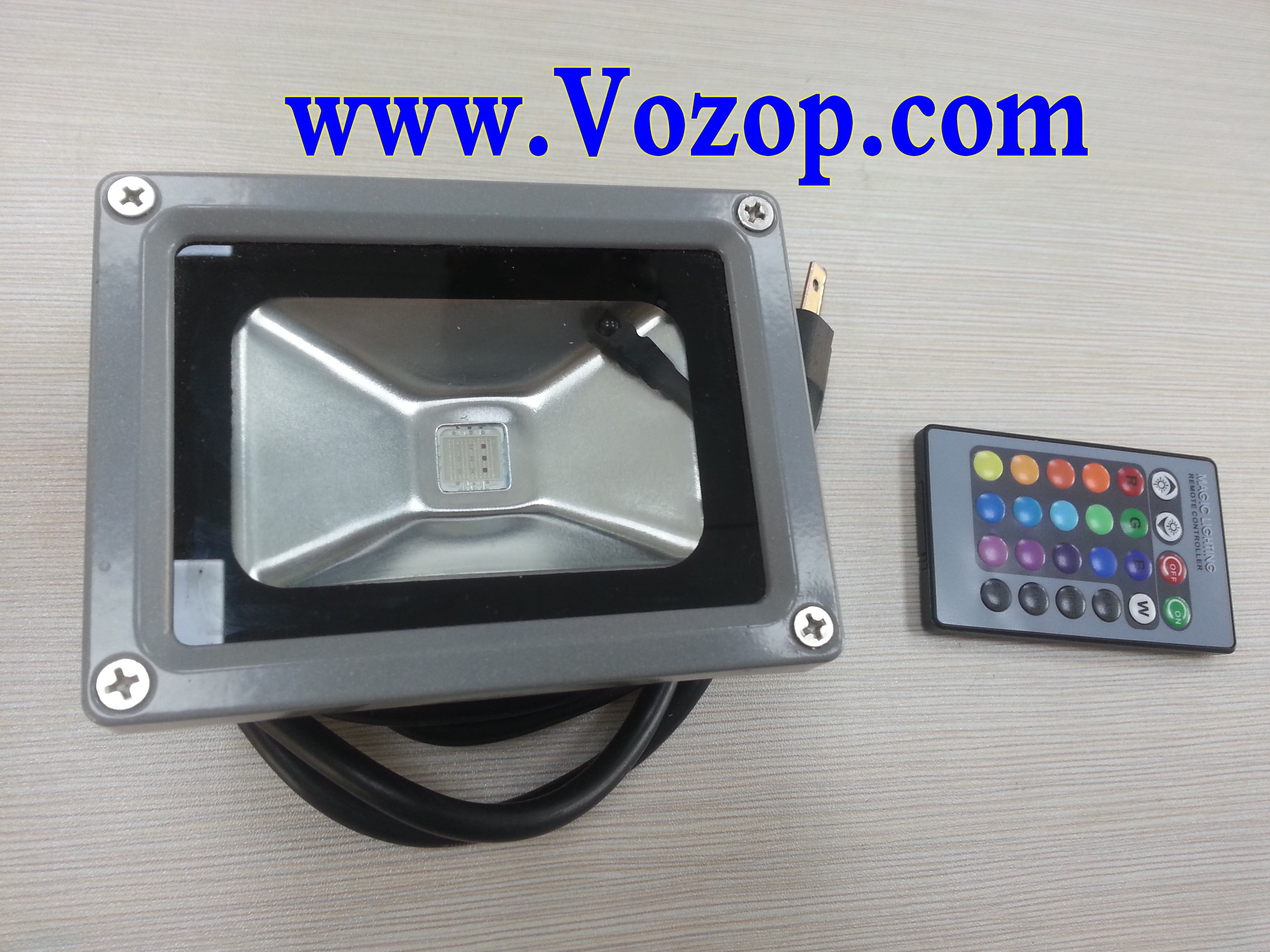 RGB_floodlight_10W_with_Remote_controller_Waterproof_LED_Outdoor_Flood_Light