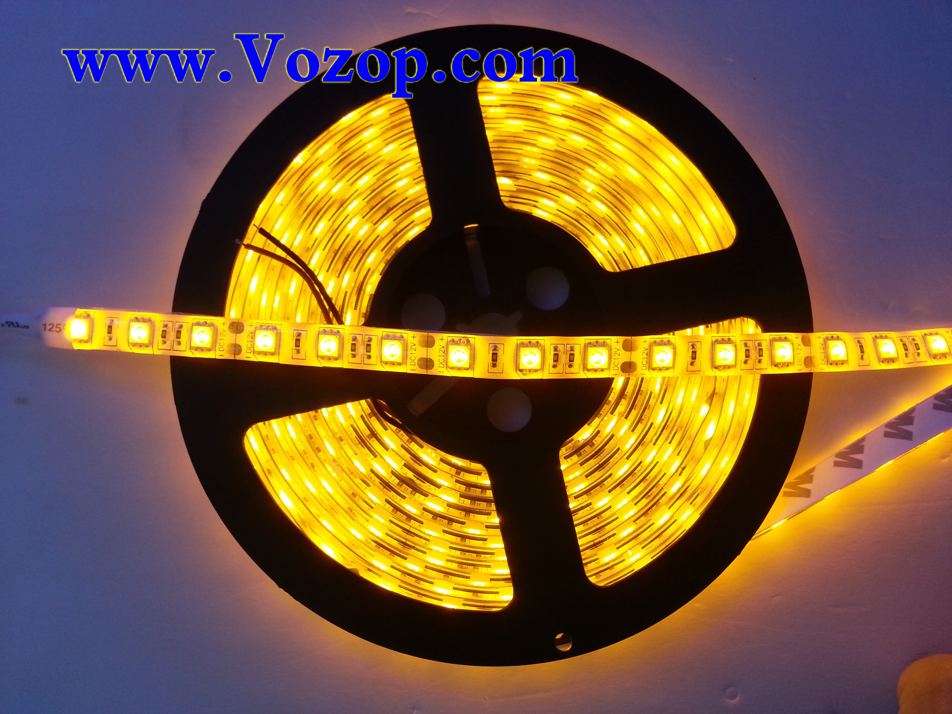 Yellow_Light_LED_Strip_SMD5050_5M_300_LEDs_IP65_Waterproof_tape